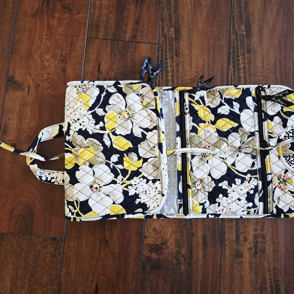 Vera Bradley English Meadow Yellow Hanging Organizer Travel Cosmetic Case Bag - Picture 6 of 11